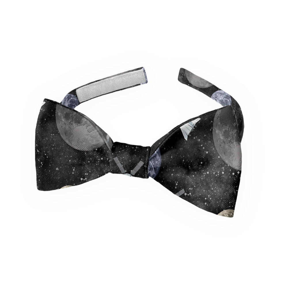 Outer_Space_4_Kids_Bow_Tie_fc3df5ae-3874-4935-b3de-321d65303e27
